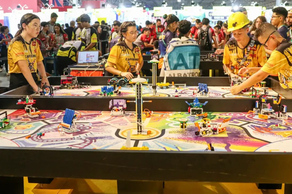 Competição de Robótica - 2 mil estudantes disputam em Brasília